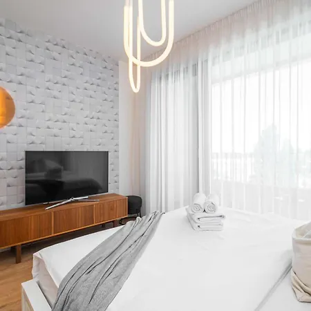 Nordic Elegance - Pristavna * Pressburg