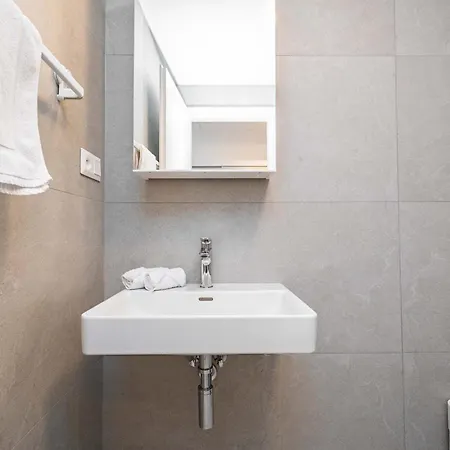 Apartment Nordic Elegance - Pristavna *