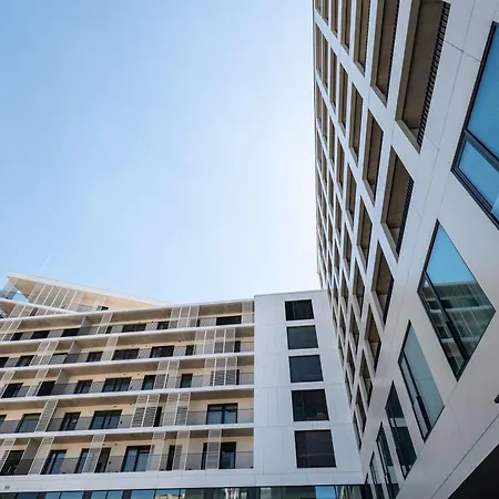 Apartment Nordic Elegance - Pristavna